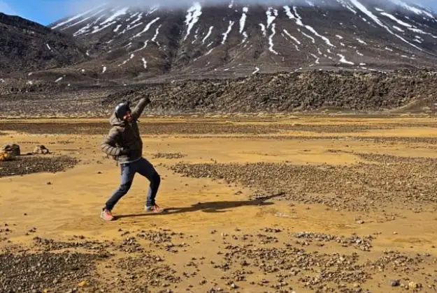 Looking at Mt Ngauruhoe